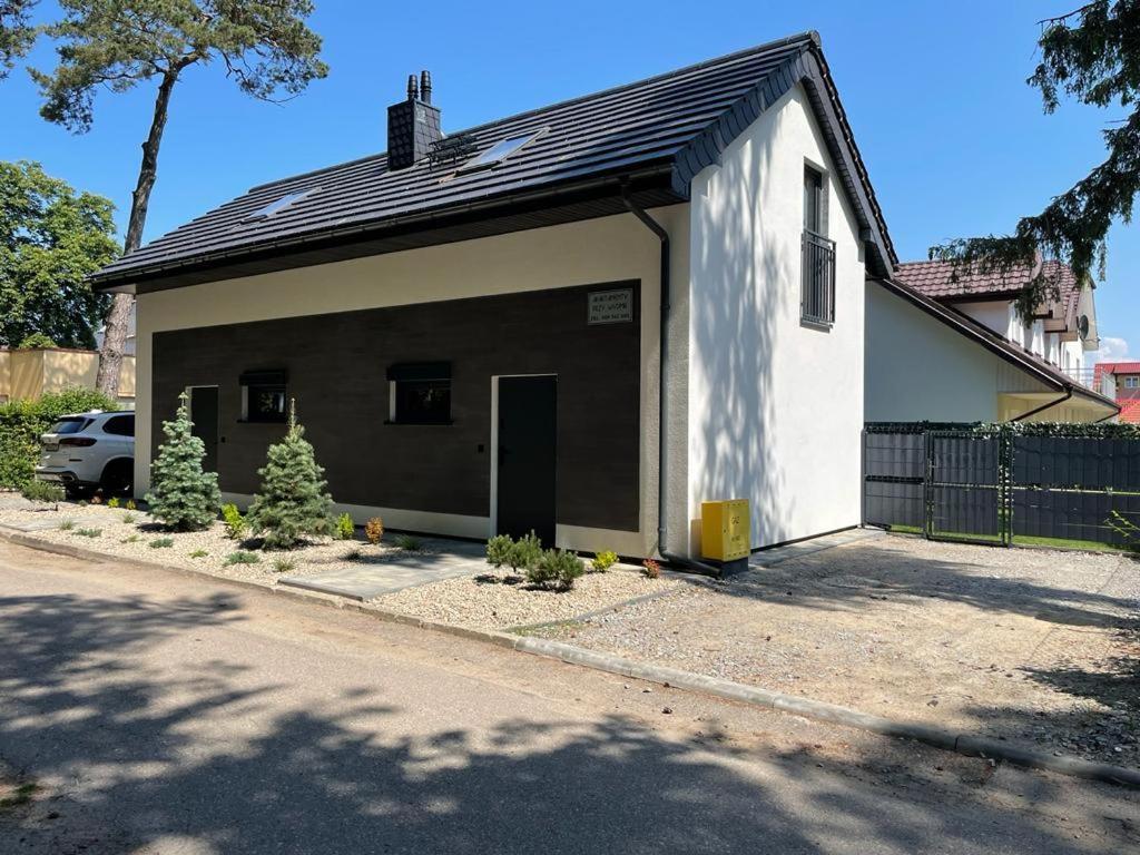 Apartamenty Przy Parku -150M Od Plazy Darlowko Εξωτερικό φωτογραφία